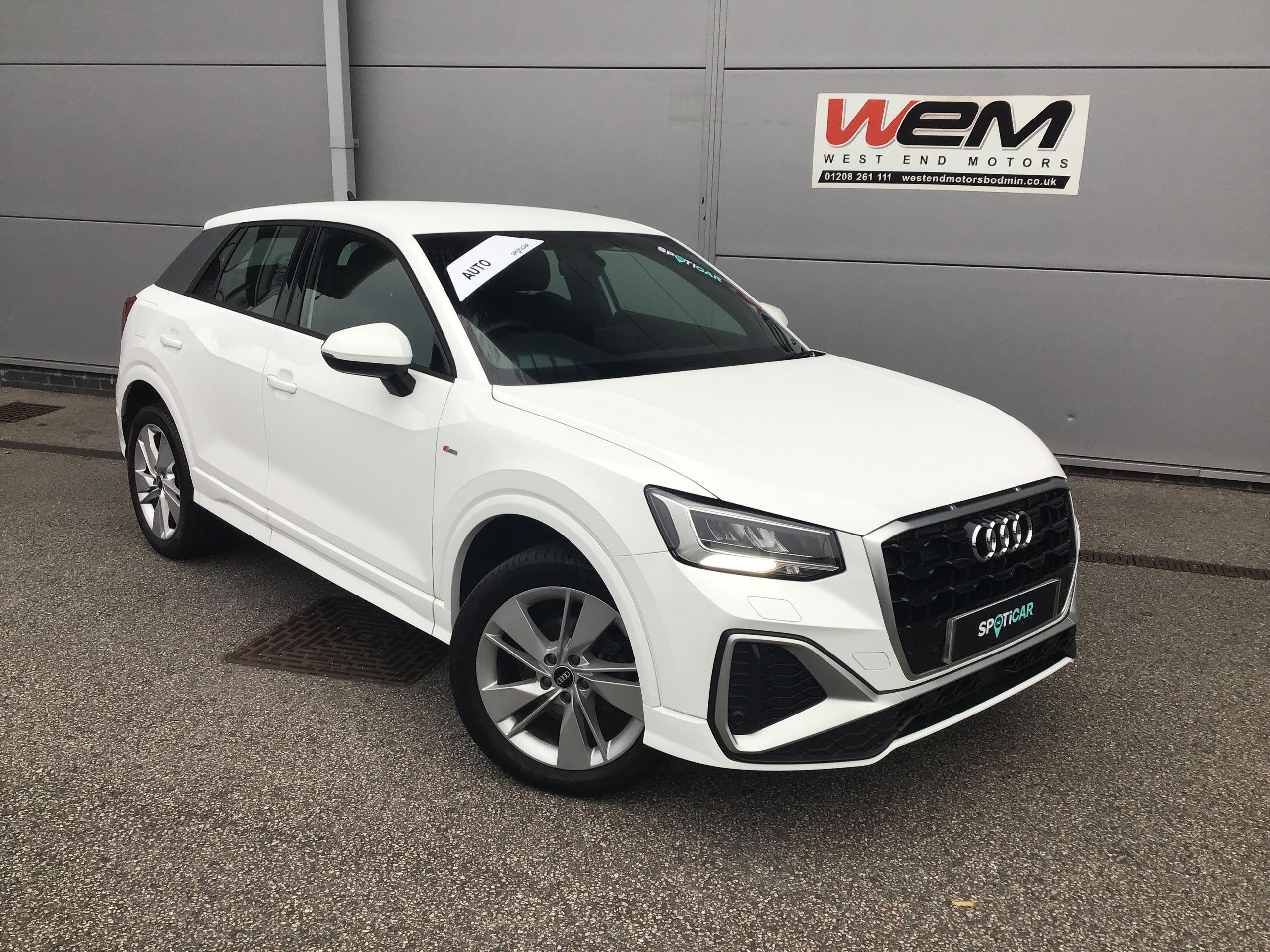 Audi Q2 Photo 0