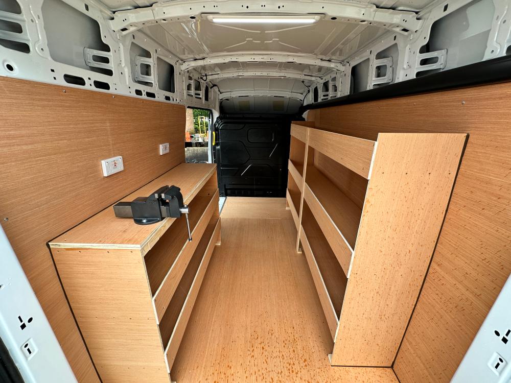 Ford Transit Photo 8a236c0a-87d3-4b52-a77e-2f908387cfbb.jpg