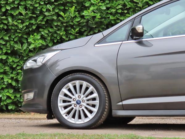 Used Ford C-Max MX68VNV 9