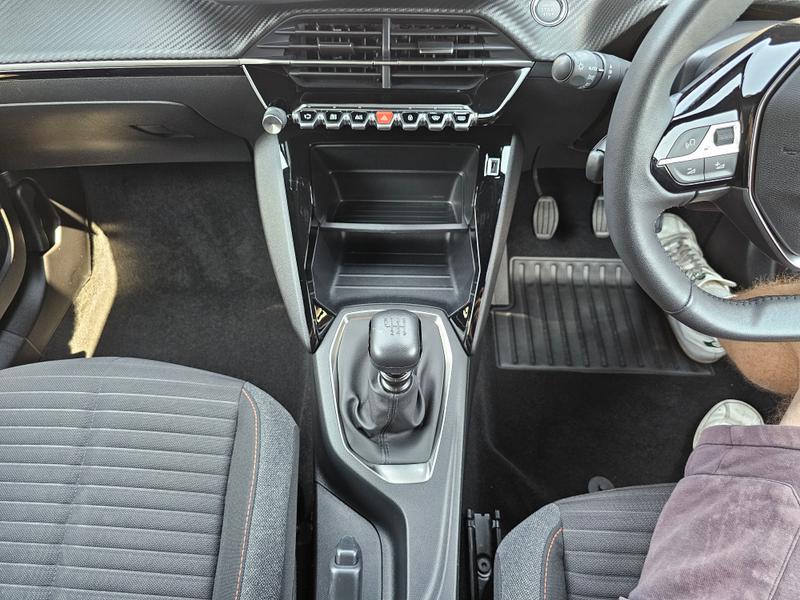2023 23 PEUGEOT 2008