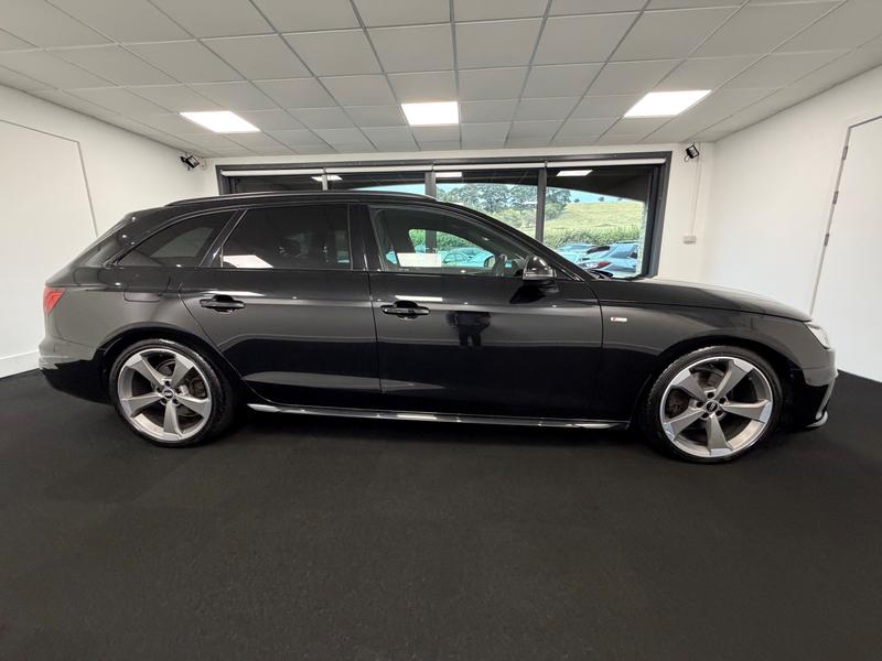 Audi A4 Avant Photo 8a4ca505-3a39-4e14-b992-2f895757c9d7.jpg