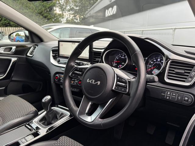 Kia XCeed Photo 8a585570-831a-4ec2-91d1-6284c584b119.jpg