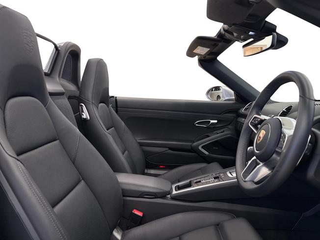 PORSCHE 718 Boxster Photo 19