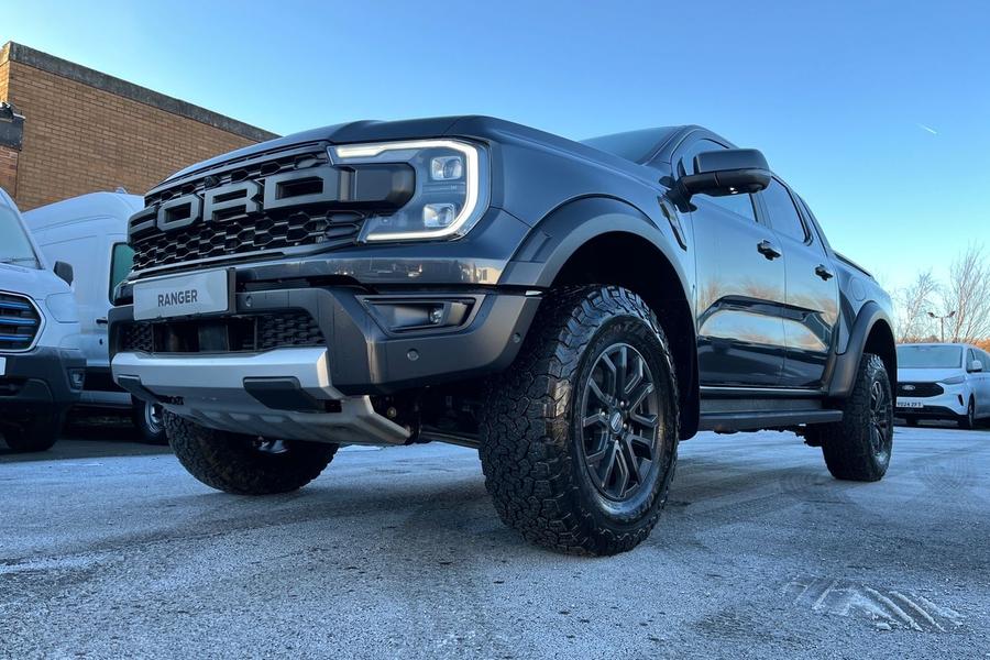 Ford RANGER Photo 8a7a253e-b61f-4b53-b834-8f74fa8e3998.jpg