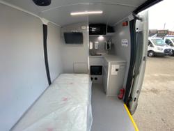 Iveco Daily Heavy Haulage Photo 2