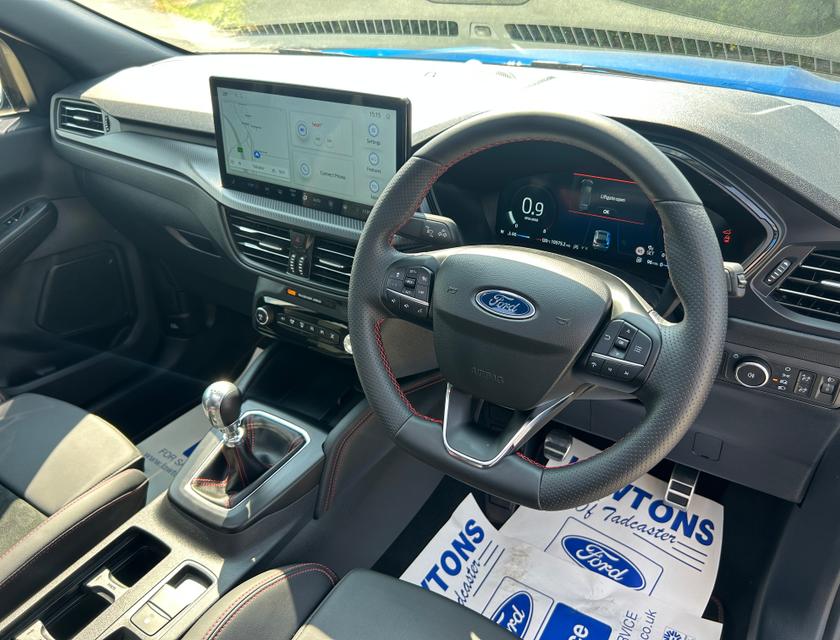 Ford Kuga Photo 8a8b530c-6992-444f-9845-e498d6b0646c.jpg