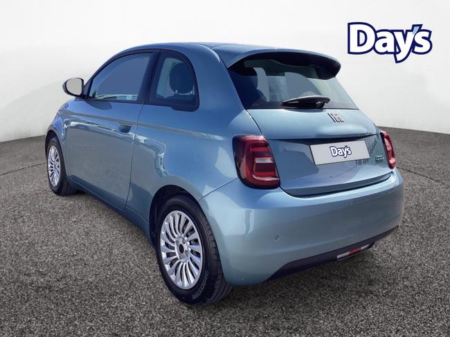 Fiat 500e Photo 8ab35b38-33d4-4b1b-8084-2470bf76a66f.JPG