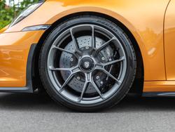 PORSCHE 911 Photo 4