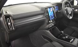 Volvo XC40 Photo 7