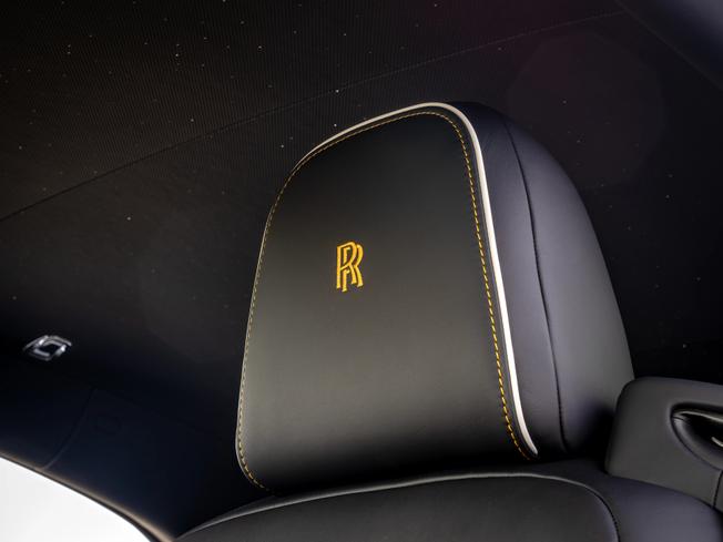 ROLLS-ROYCE Spectre Photo 15