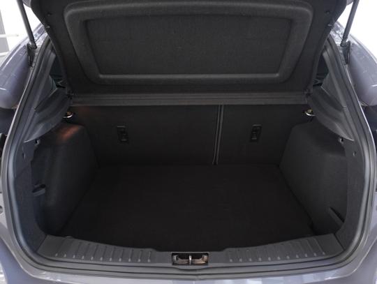 Ford Focus Photo 8ae92d72-def9-42ee-be26-639020865830.jpg