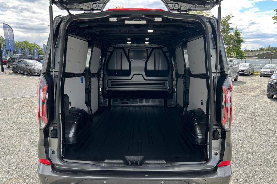Ford TRANSIT CUSTOM Photo 8af2a3ba-a540-42c6-b76c-718918d726e5.jpg