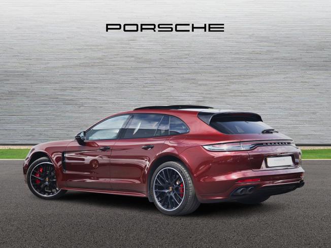 PORSCHE Panamera Photo 2