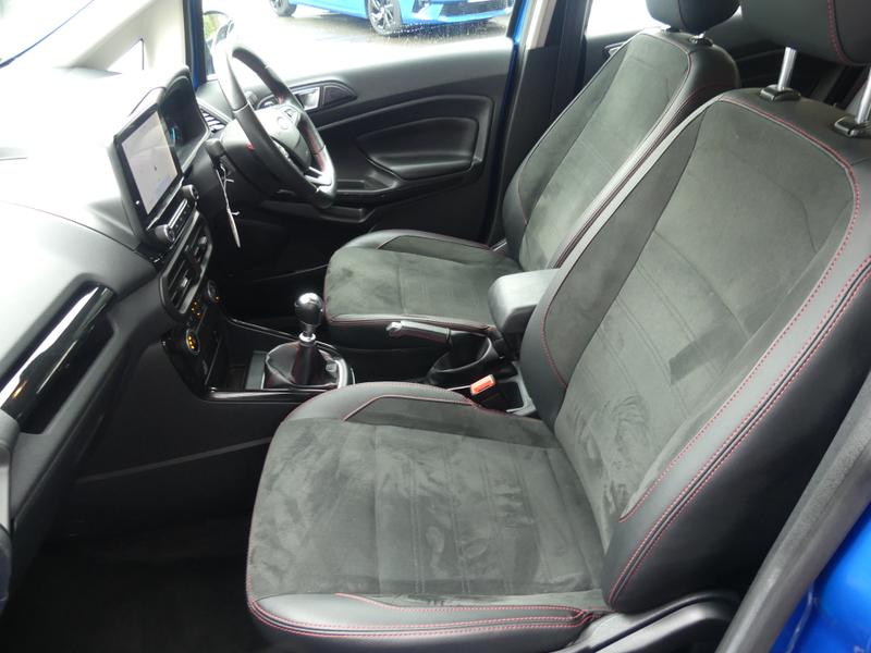 Ford EcoSport Photo 8b0777a3-22f8-48f6-b292-78622336d21c.jpg