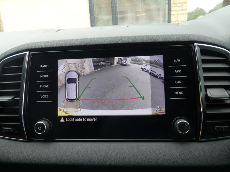 Skoda Karoq Photo 8b215d00-bed4-43e3-9e6d-5175b6905c3b.jpg