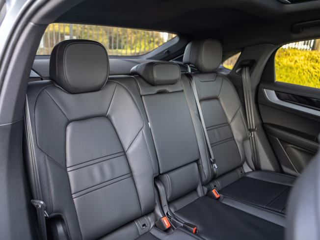 PORSCHE Cayenne Photo 9