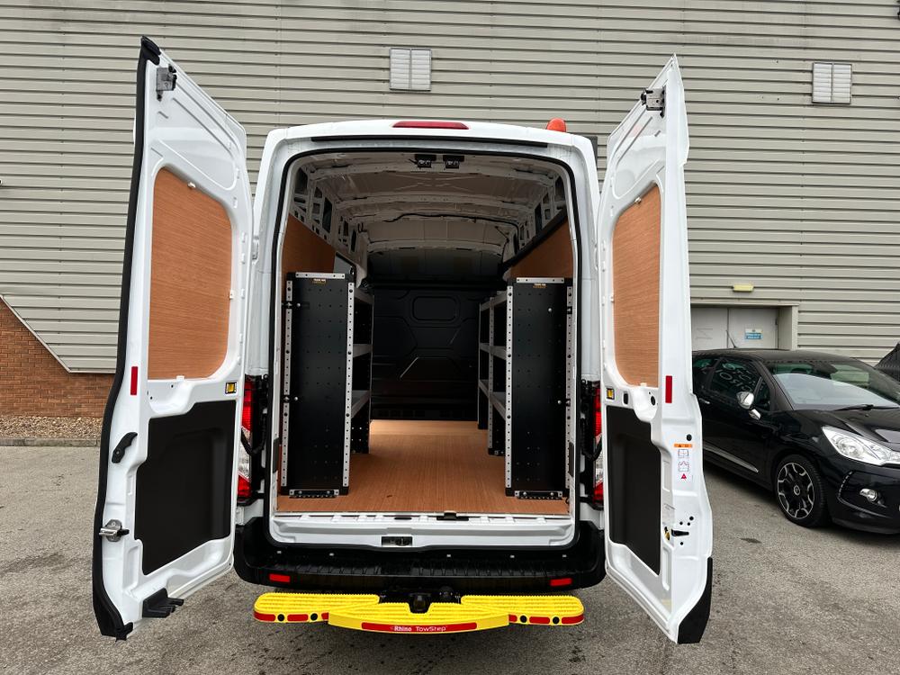 Ford Transit Photo 8b41b7e6-ceeb-4e74-8648-6b0c1167701b.jpg
