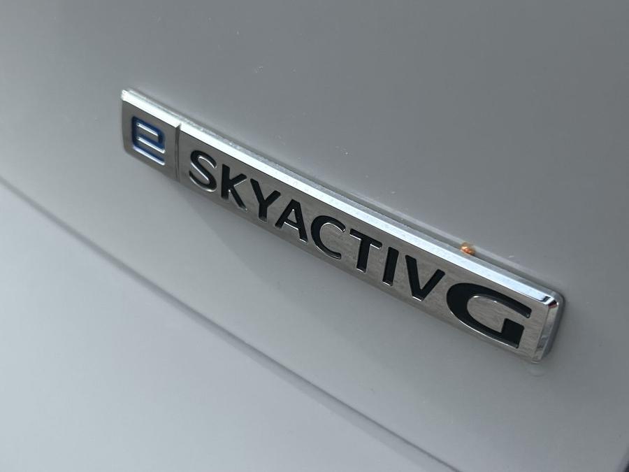Mazda CX-30 Photo 8b5093b6-6757-4e32-85e4-30f4d4e11cb7.jpg
