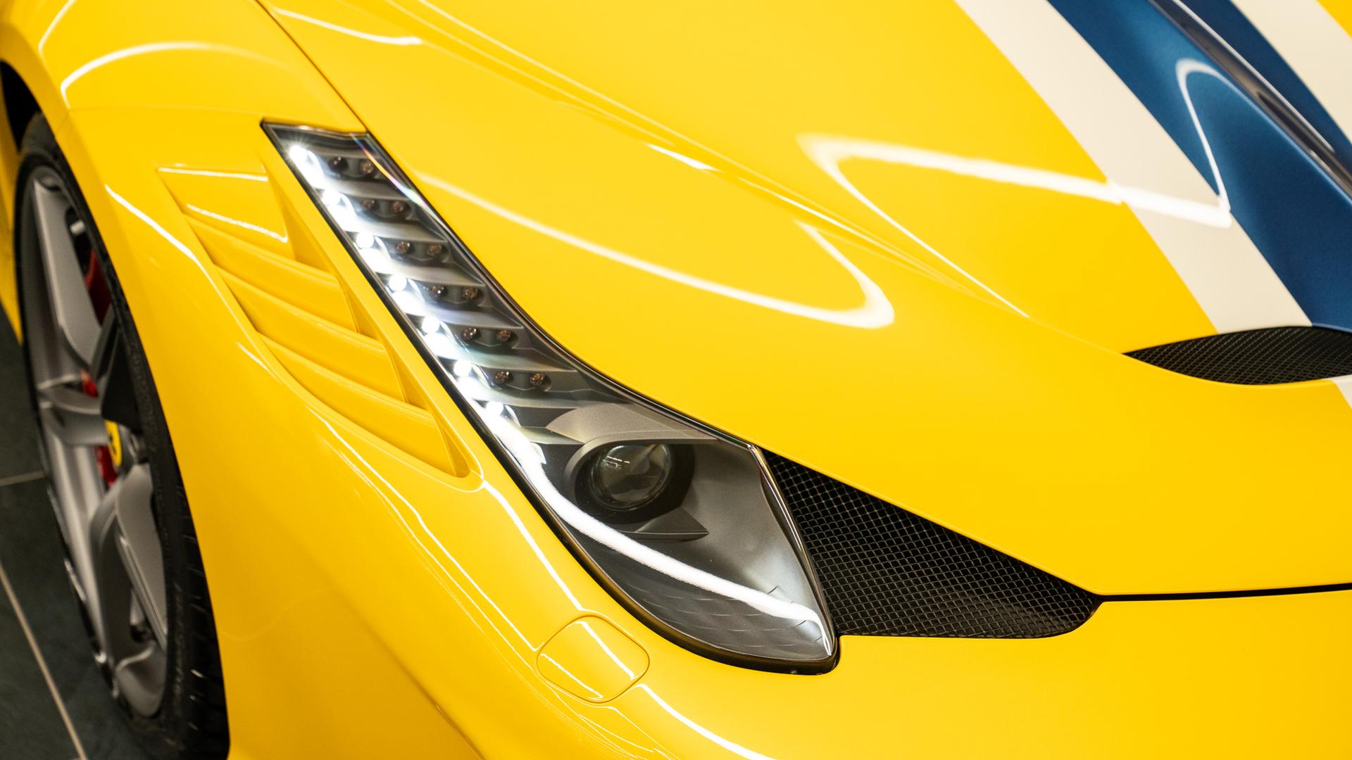 Ferrari 458 Photo 8b5aef58-6f9a-4f49-bc65-f3d189159568.jpg