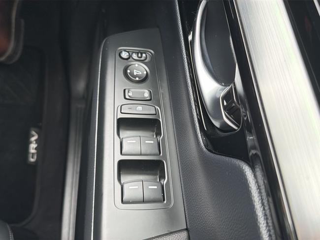 Honda CR-V Photo 8b88a227-b0ee-48a3-840b-c3c5033aede6.jpg