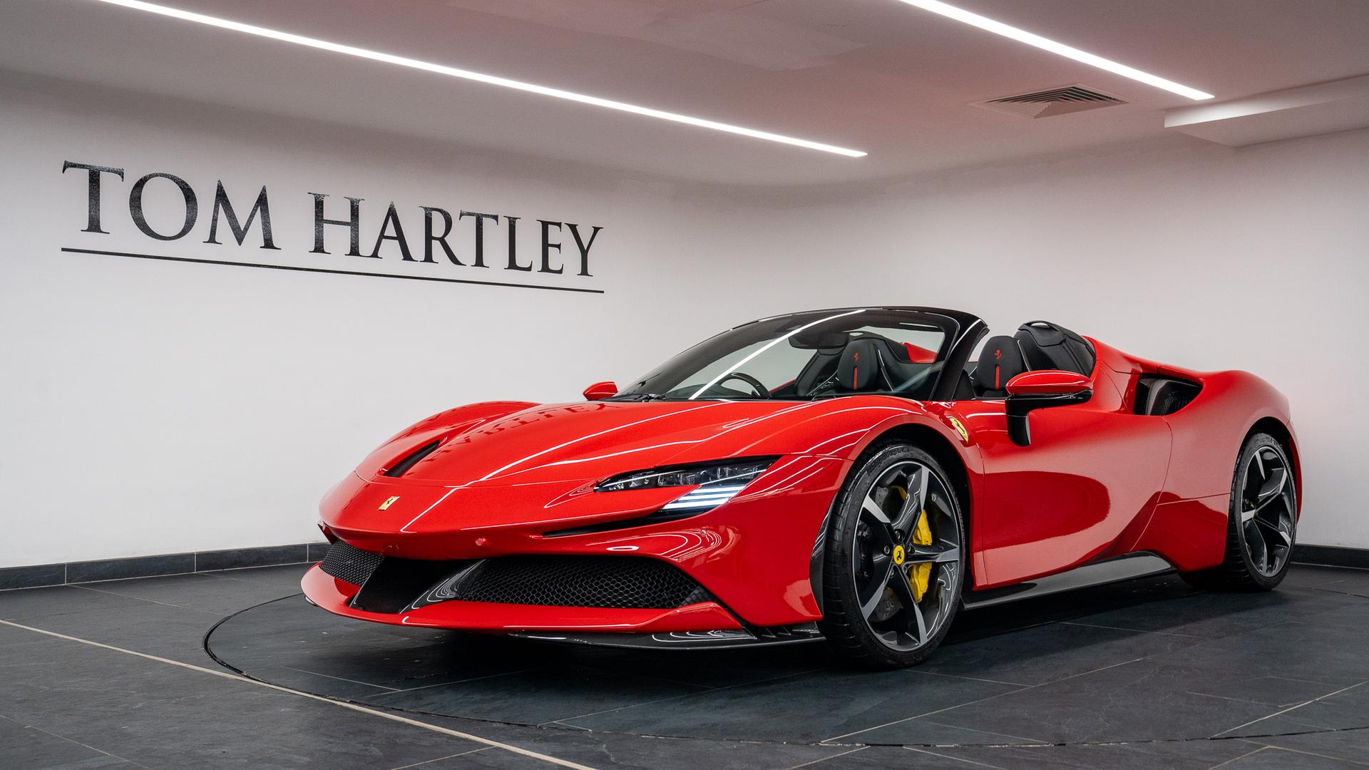 Ferrari SF90 Photo 8b93df16-41b9-4a7c-a532-3e78edb6e866.jpg