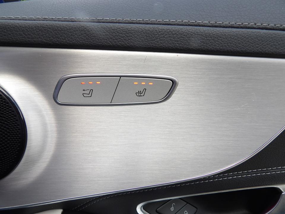 Used Mercedes-Benz C Class GX19OJR 26