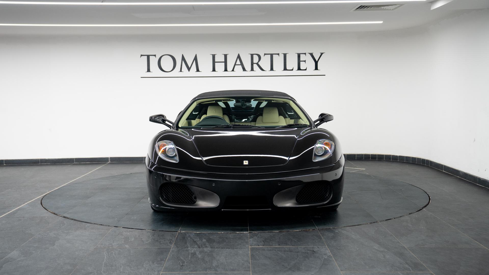 Ferrari F430 Photo 8ba8dab4-0889-4275-a3e0-d44696e93ece.jpg