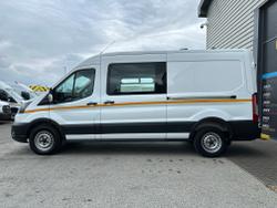 Ford Transit Photo 9