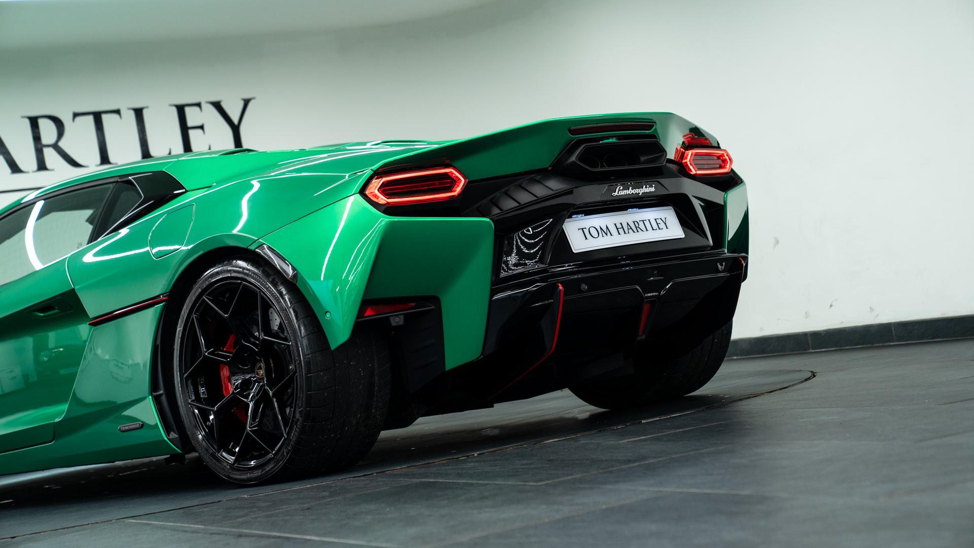 LAMBORGHINI Temerario Photo 8bca18d0-d395-4165-bdf0-477fda559984.jpg