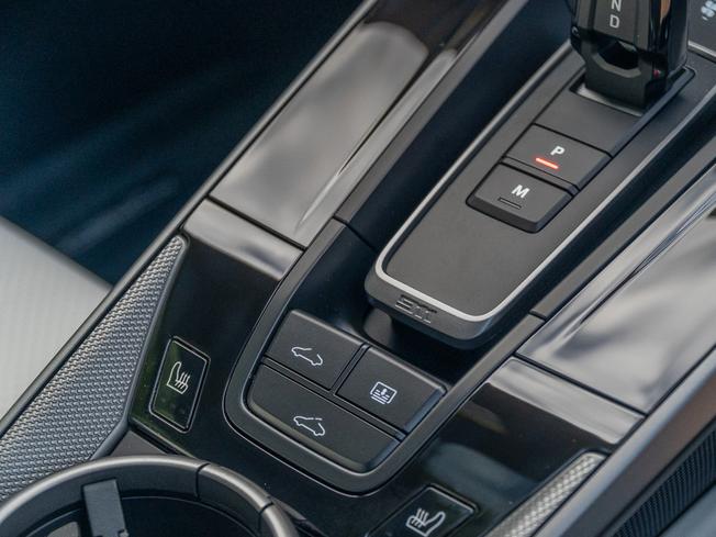 PORSCHE 911 Photo 16