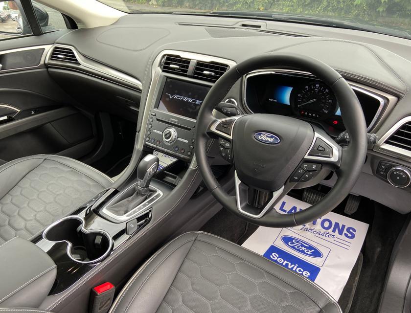 Ford Mondeo Photo 8c0a70fc-bc74-43a3-9436-fd62bbc90d01.jpg