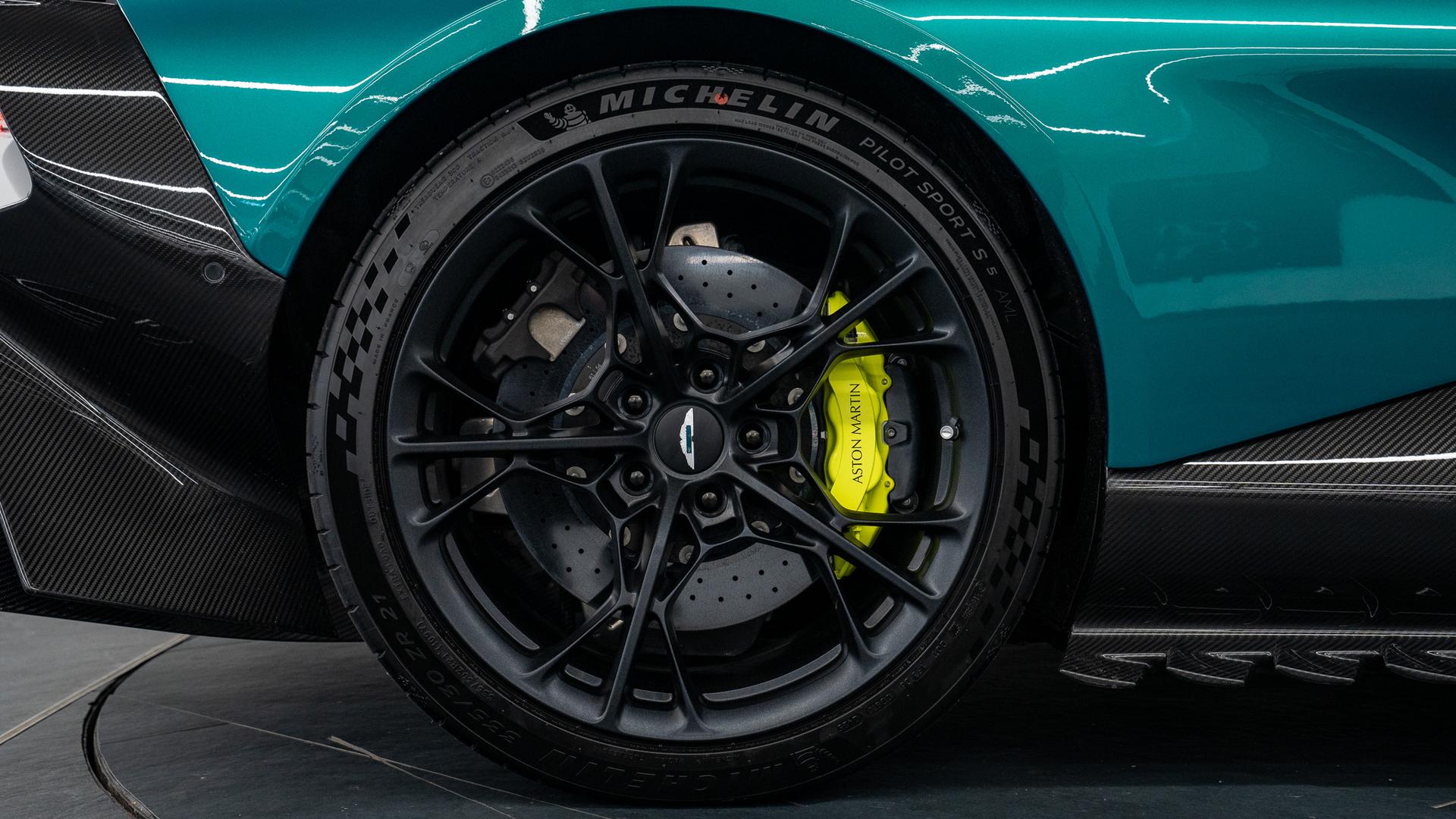 Aston Martin Valhalla Photo 8c0d67ad-47b0-4c20-a350-b719c99e219f.jpg