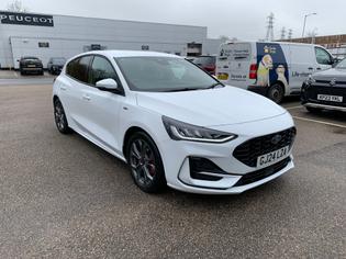 2024 FORD FOCUS 1.0T ECOBOOST MHEV ST LINE HATCHBACK 5DR PETROL HYBRID DCT EURO 6... photo