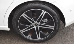 Mercedes-Benz A CLASS Photo 34