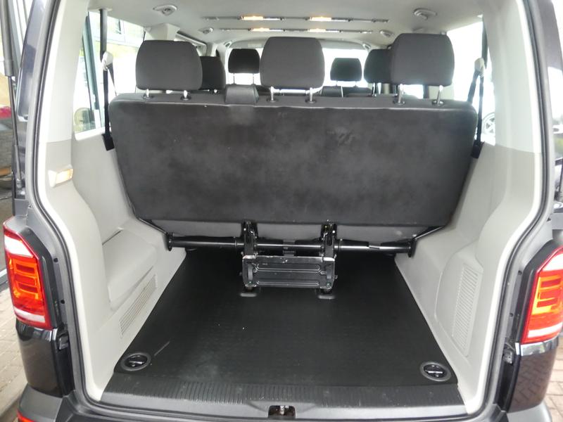 Volkswagen Transporter Shuttle Photo 8c2c8617-739f-47de-bd7b-63c024131d76.jpg