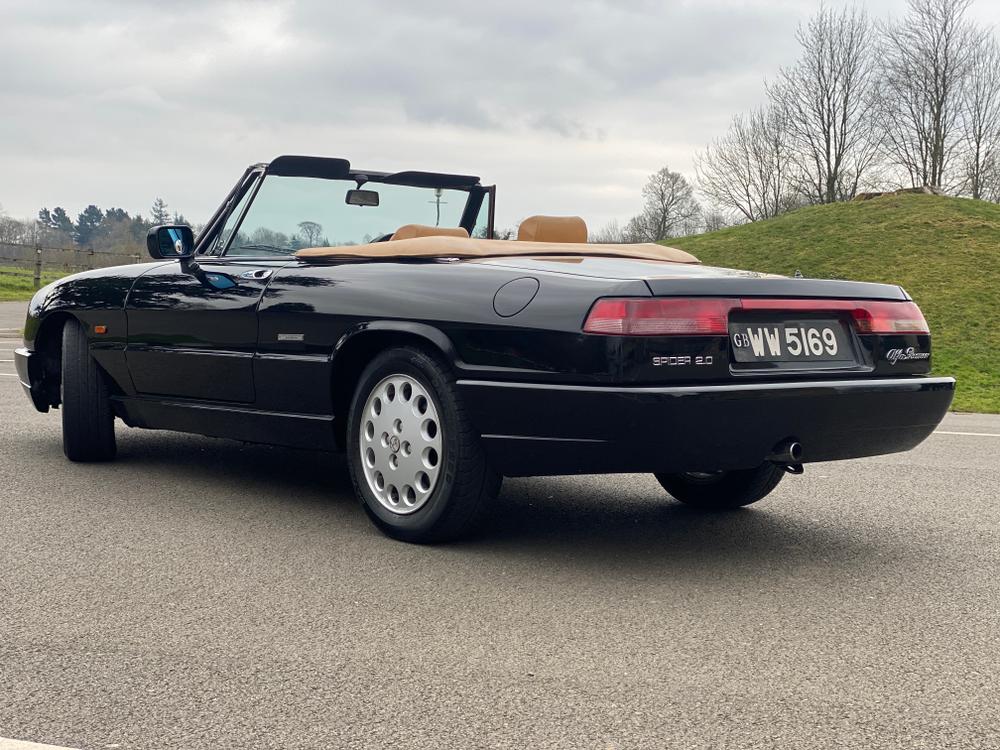 Used Alfa Romeo Spider WW5169 19
