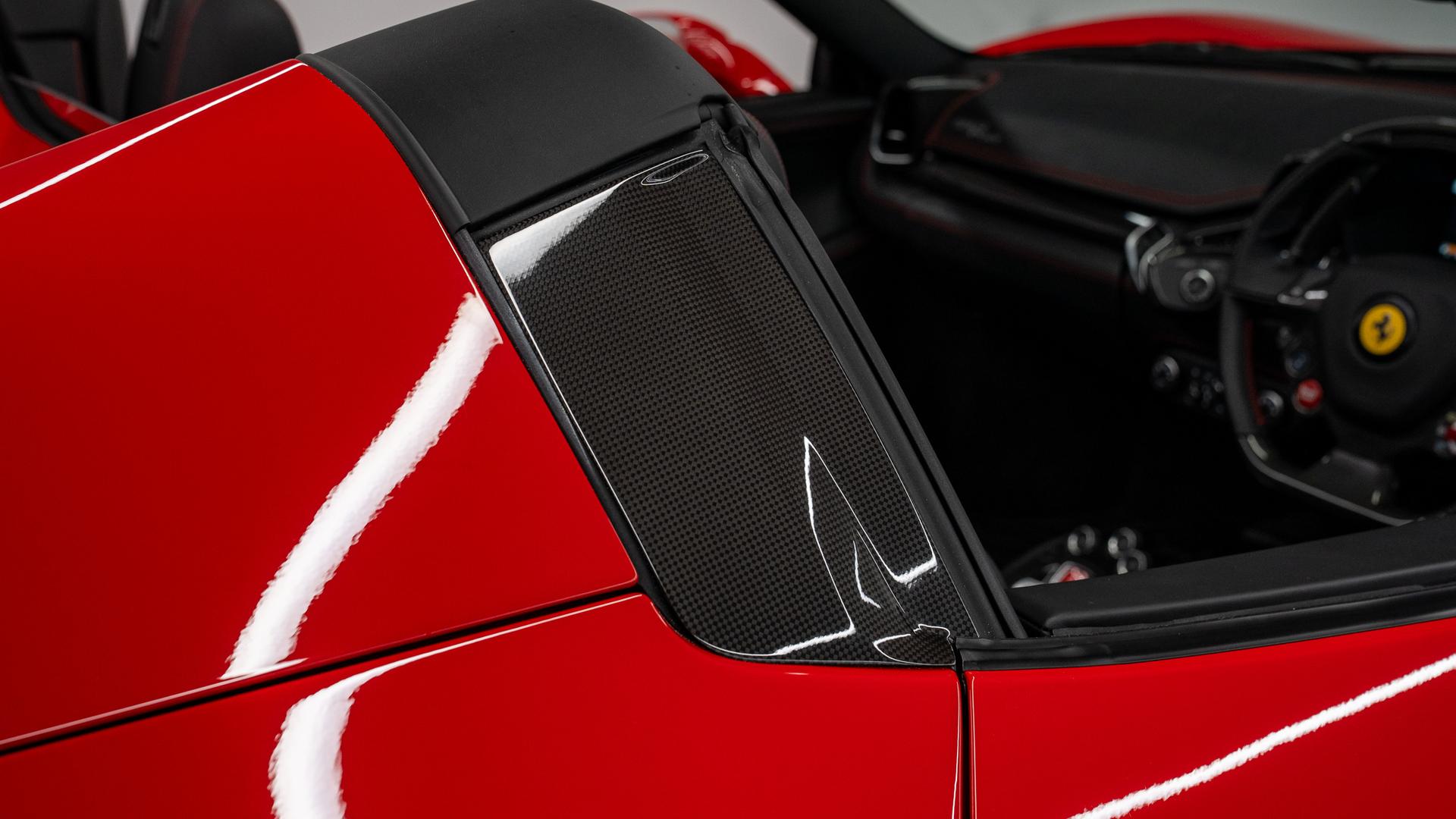Ferrari 458 Photo 8c32563f-3d4a-4600-8464-3b0b761646f6.jpg