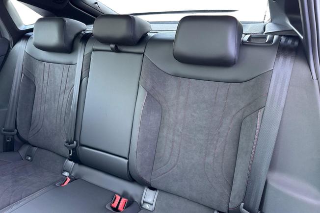 VOLKSWAGEN ID.5 Photo 9