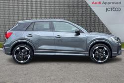 AUDI Q2 Photo 4