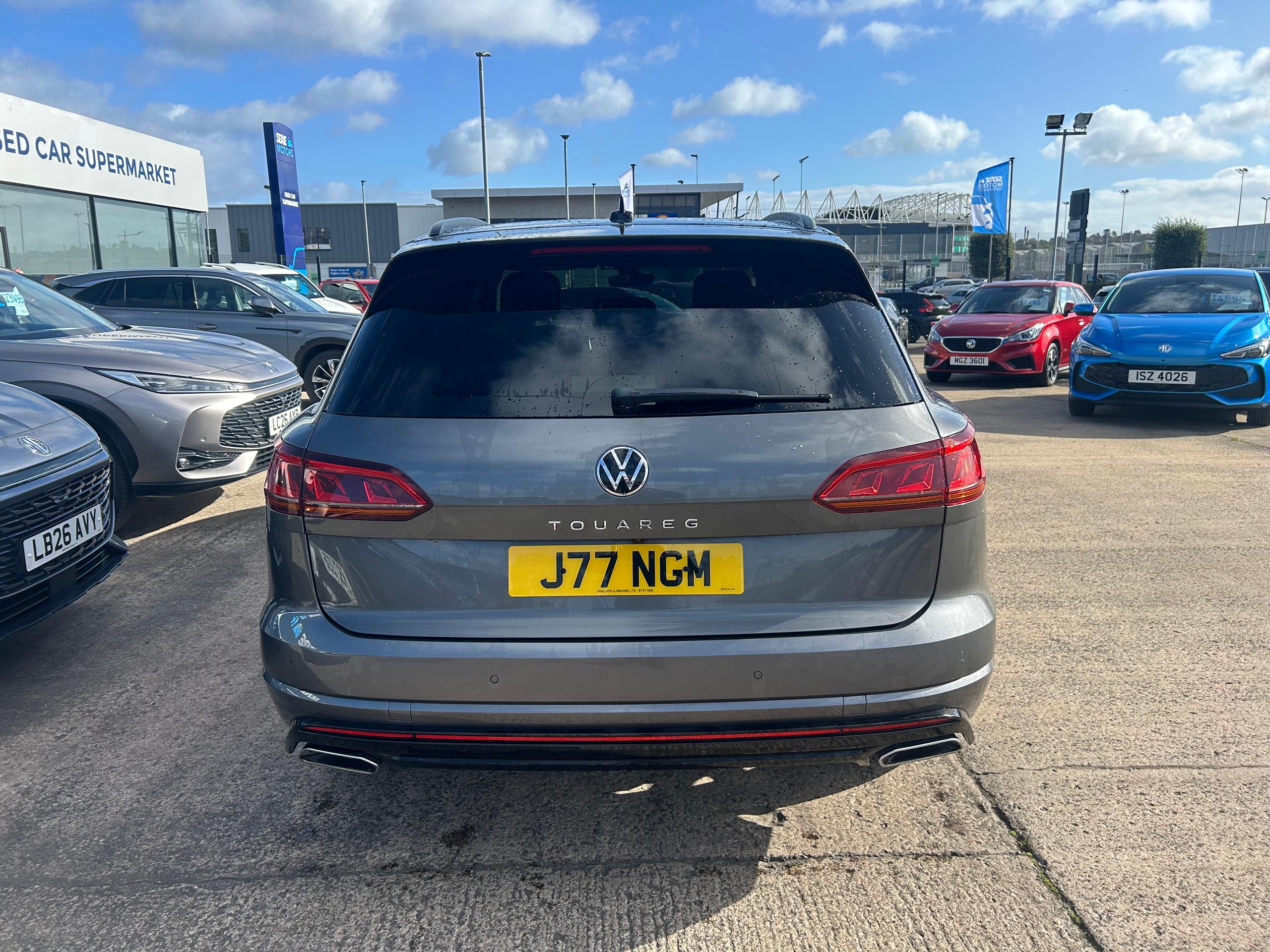 2021 Volkswagen Touareg 3.0 TDI V6 Black Edition SUV 5dr Diesel Tiptronic 4Motion Euro 6 (s/s) (286 ps) - vehicle photo 3 for sale on PureCar