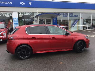 Peugeot 308 Photo 1
