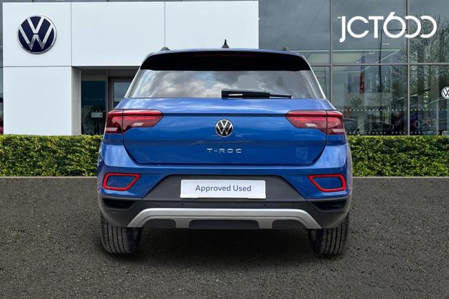 VOLKSWAGEN T-Roc Photo 7