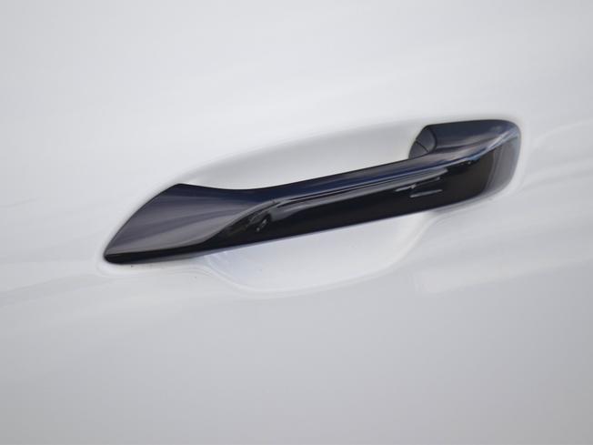 PORSCHE Macan Photo 44