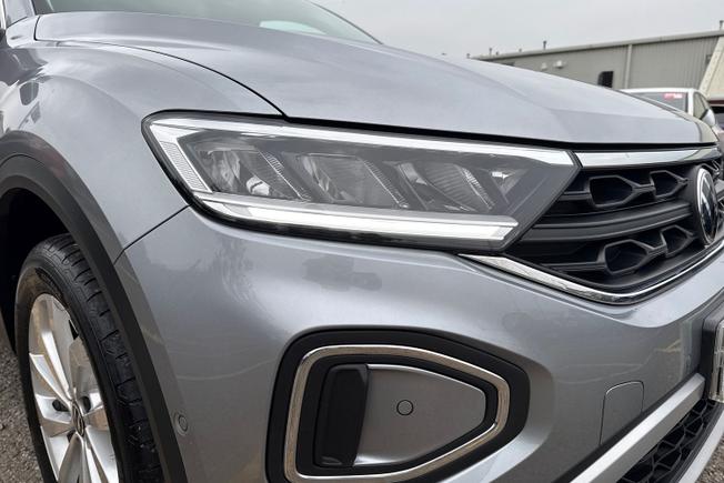 Volkswagen T-Roc Photo 14