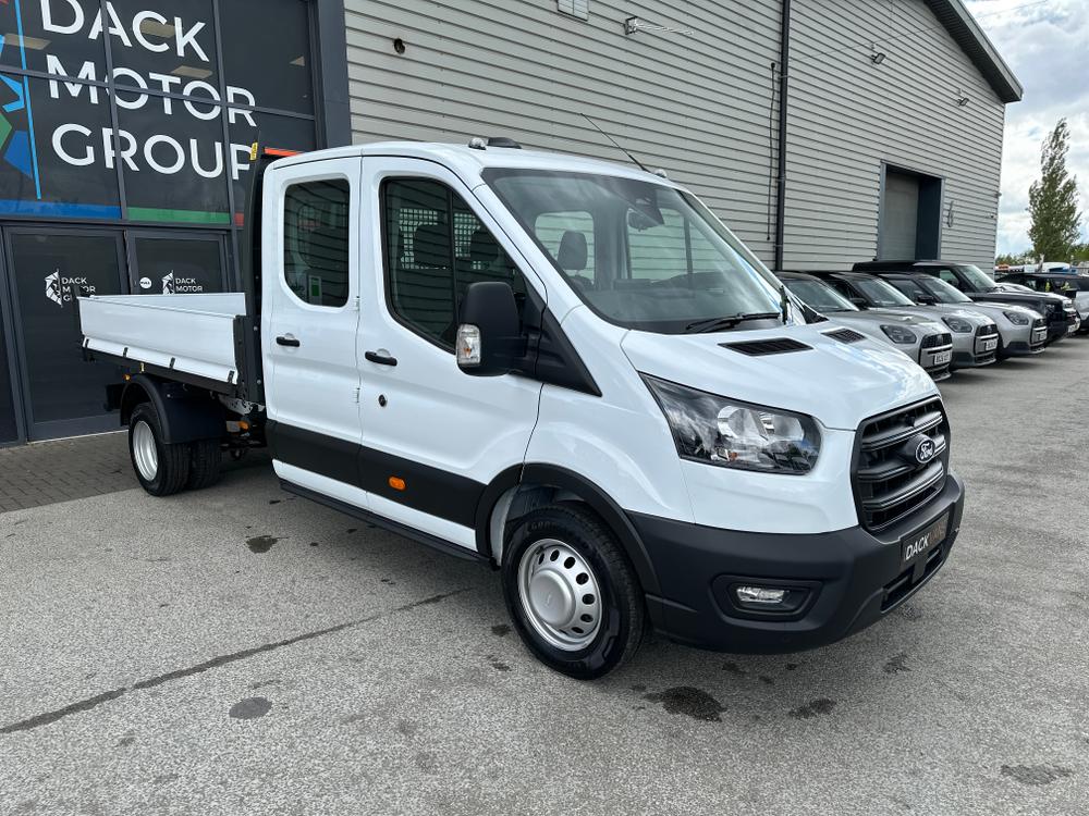Ford Transit Photo 8c832f8a-0682-4d5d-ad80-b6eacef564cb.jpg