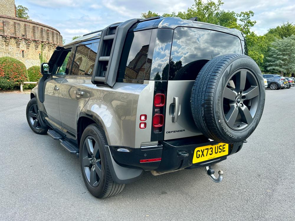 Used Land Rover Defender 110 GX73USE 12