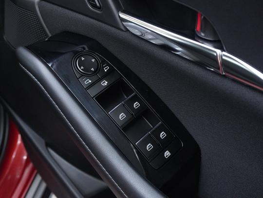 Mazda CX-30 Photo 8cad89c3-9b01-43f7-afee-e7519679977a.jpg