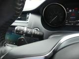 Jaguar E-PACE Photo 29