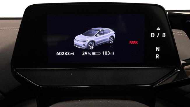 VOLKSWAGEN ID.4 Photo 9