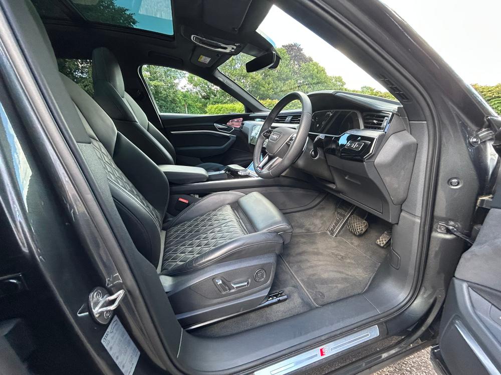 Used Audi e-tron HG72KVC 22